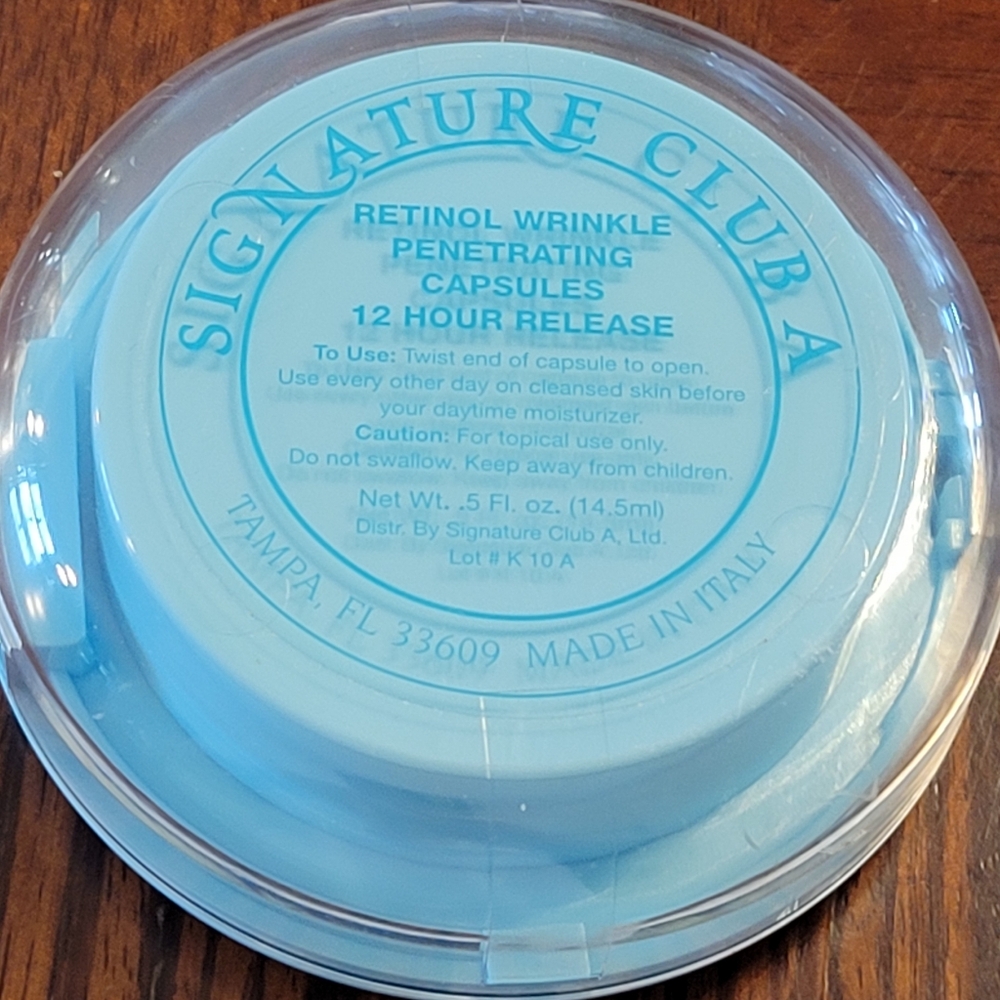 Signature Club A Retinol Wrinkle Capsules Brand New With Seal On